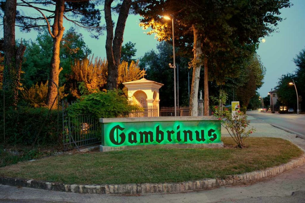 Neonlauro_Gambrinus