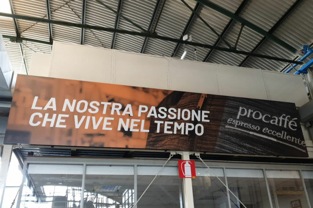 neonlauro_pannelli-e-targhe_pro-caffè