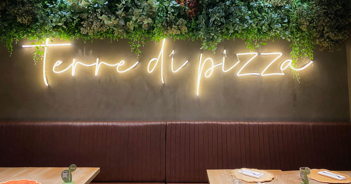 Le-Insegne-luminose-come-elemento-di-design-d’interni